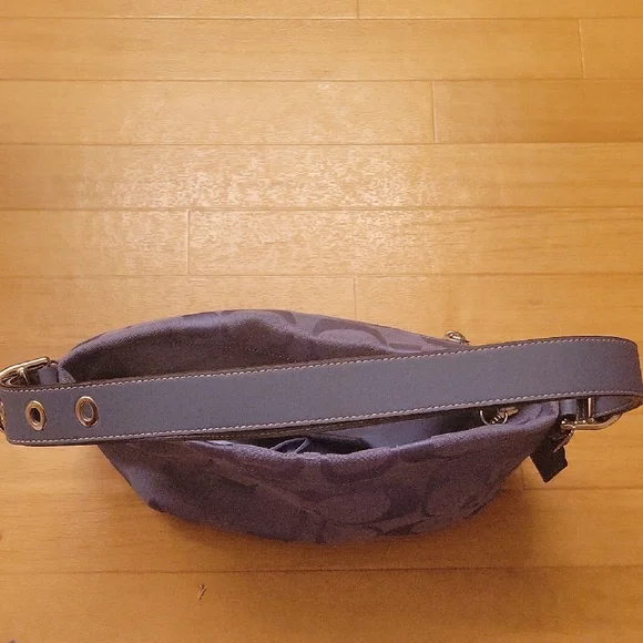 Light Blu Coach Women's Bag - Picture 7 of 11